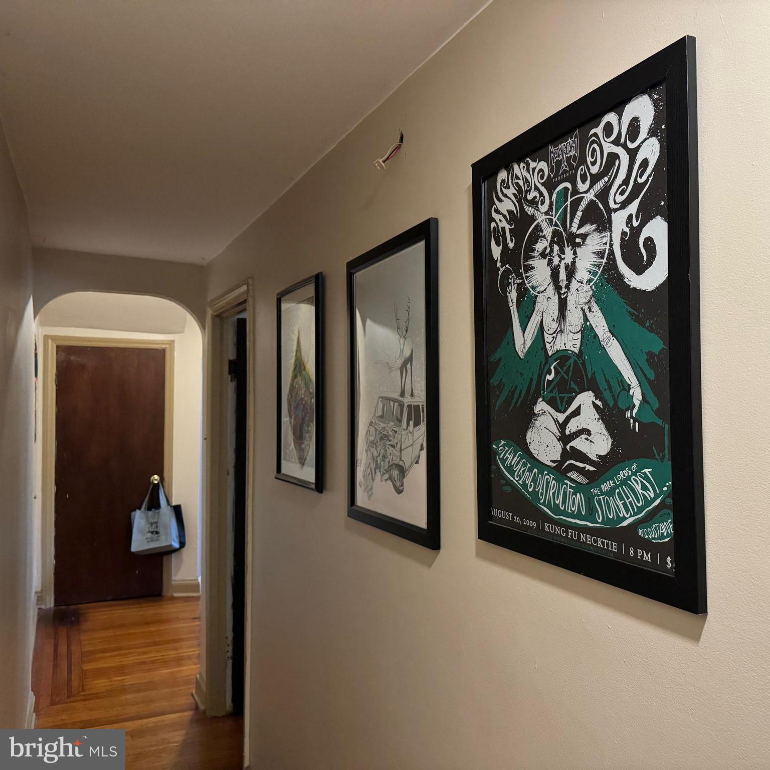 SQUIRREL HILL - Residential Income