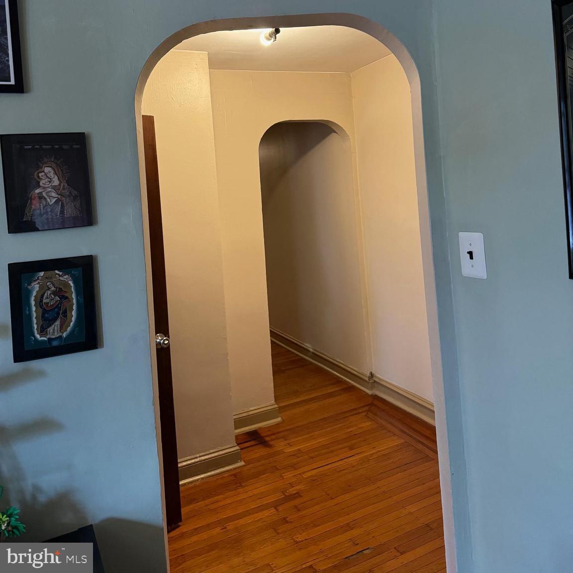 SQUIRREL HILL - Residential Income