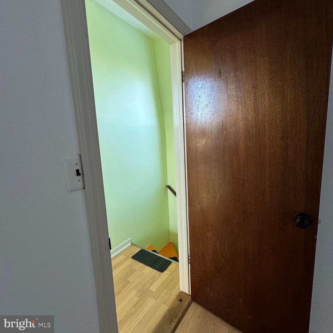 SQUIRREL HILL - Residential Income