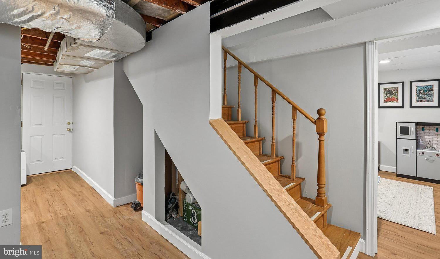 SOUTH FOUR CORNERS - Residential