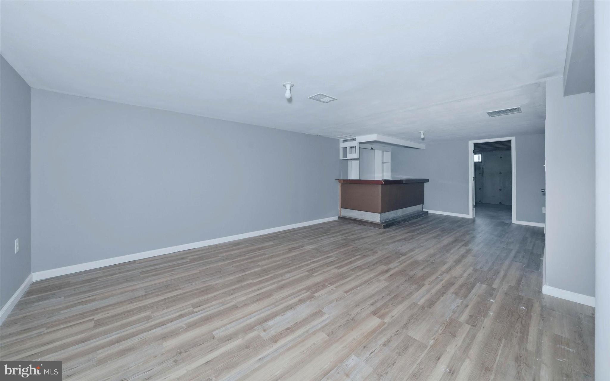 WHITEOAK FARMS - Residential