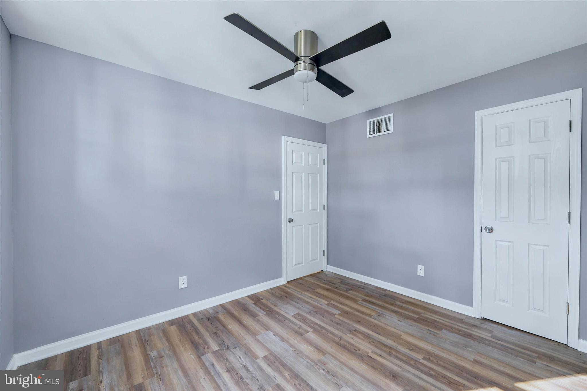 WHITEOAK FARMS - Residential