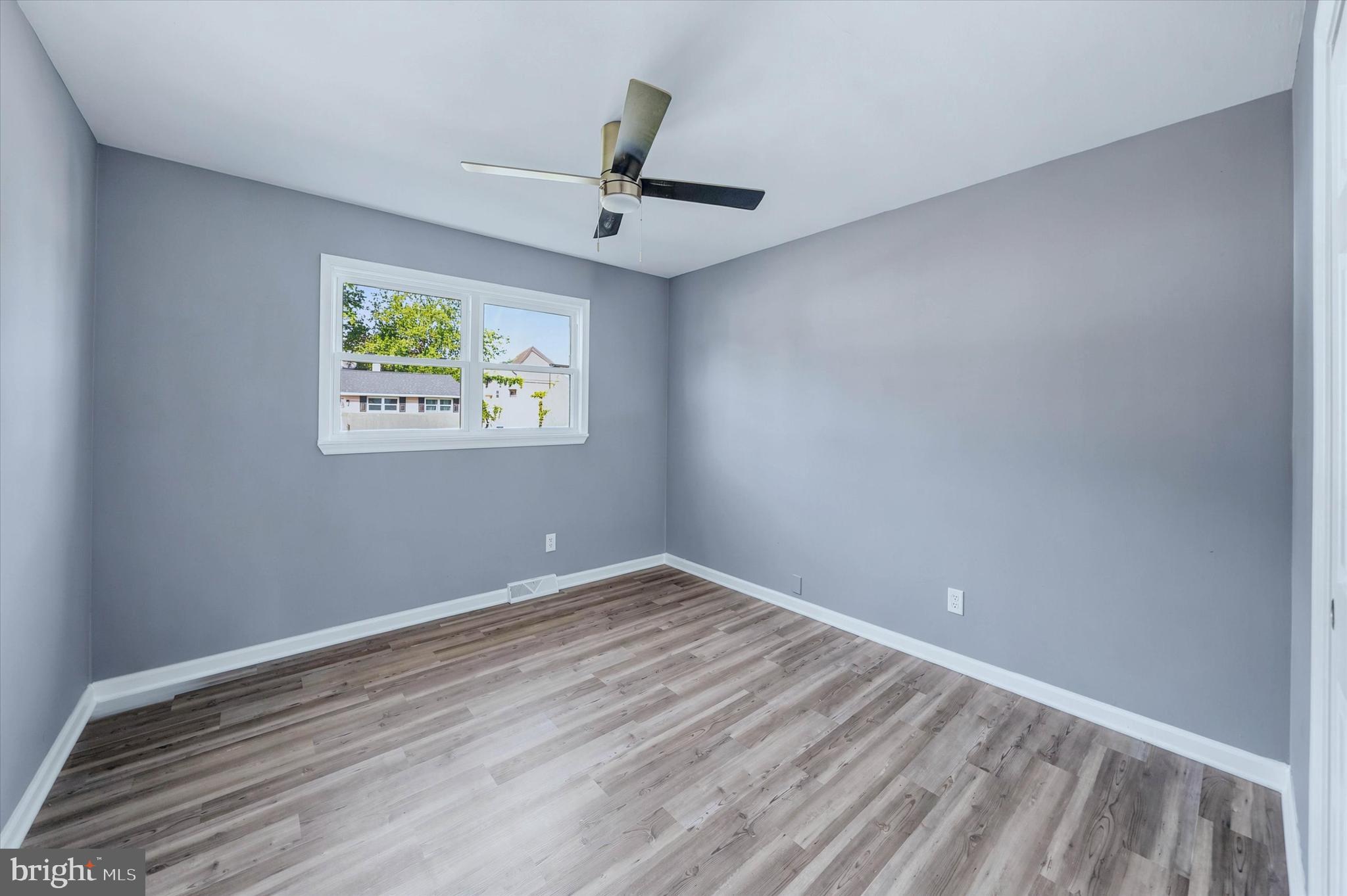 WHITEOAK FARMS - Residential