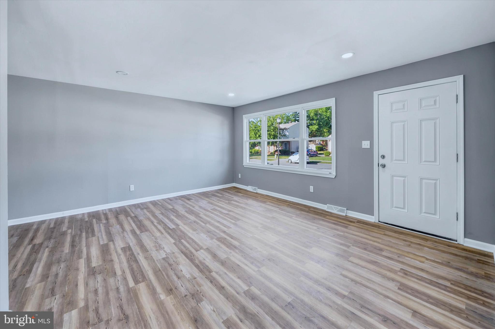 WHITEOAK FARMS - Residential