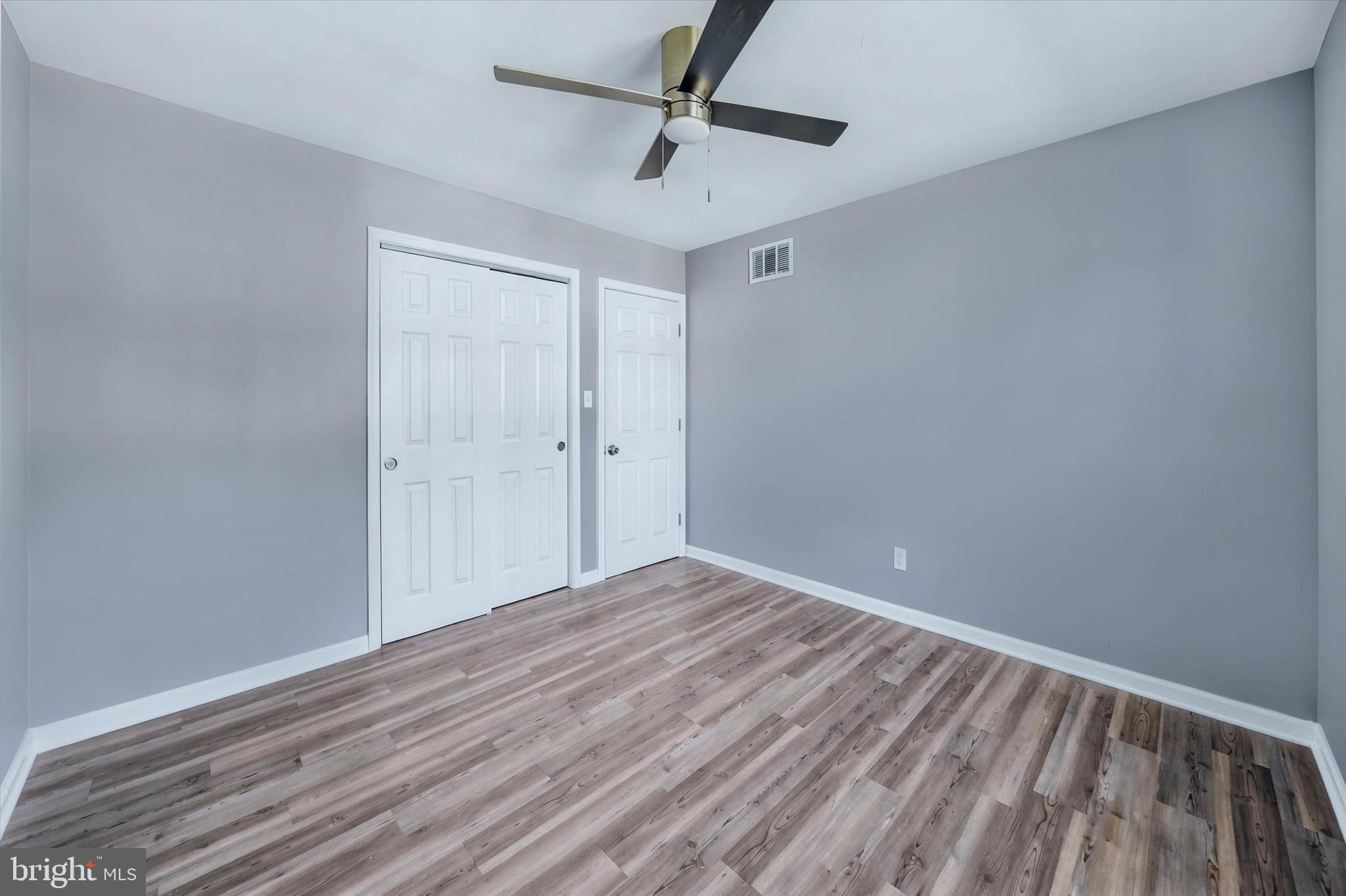 WHITEOAK FARMS - Residential