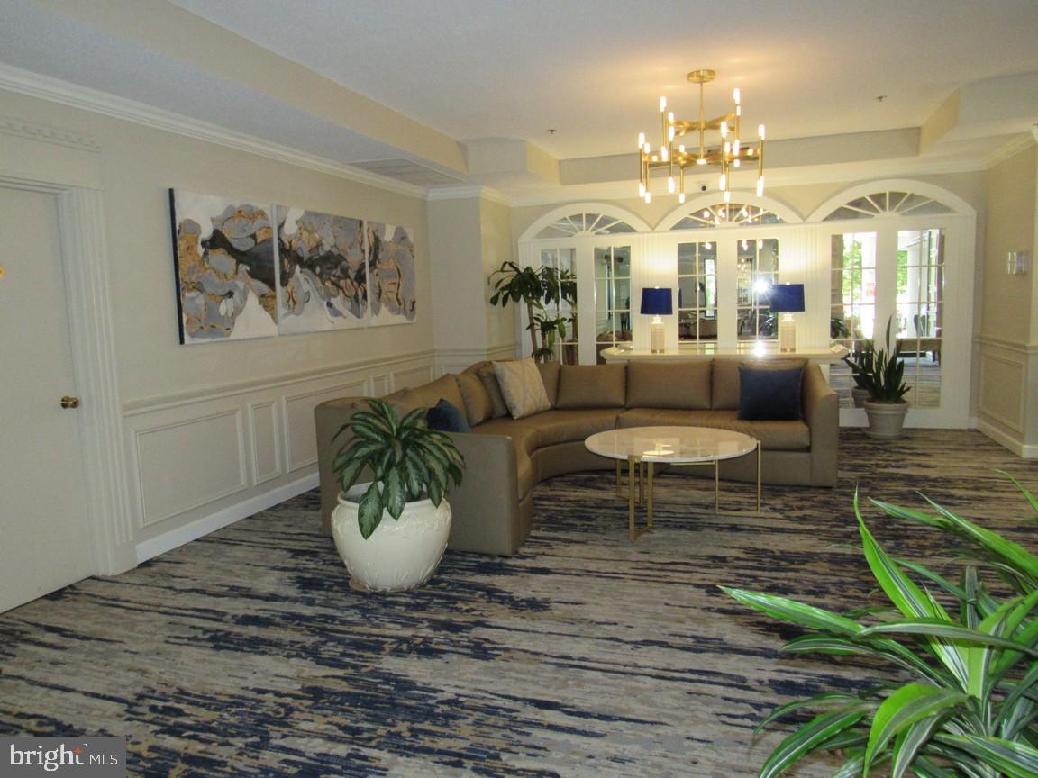 GREENS AT LEISURE WORLD - Residential