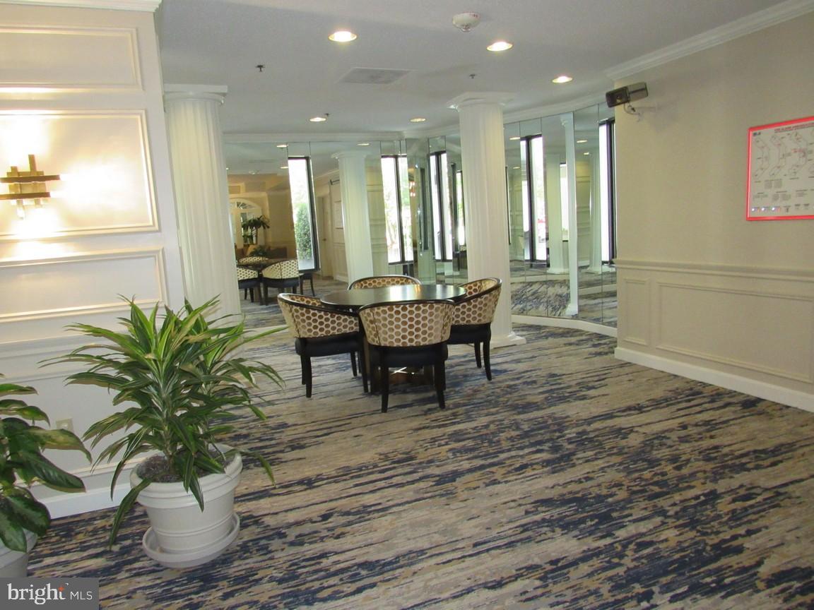 GREENS AT LEISURE WORLD - Residential