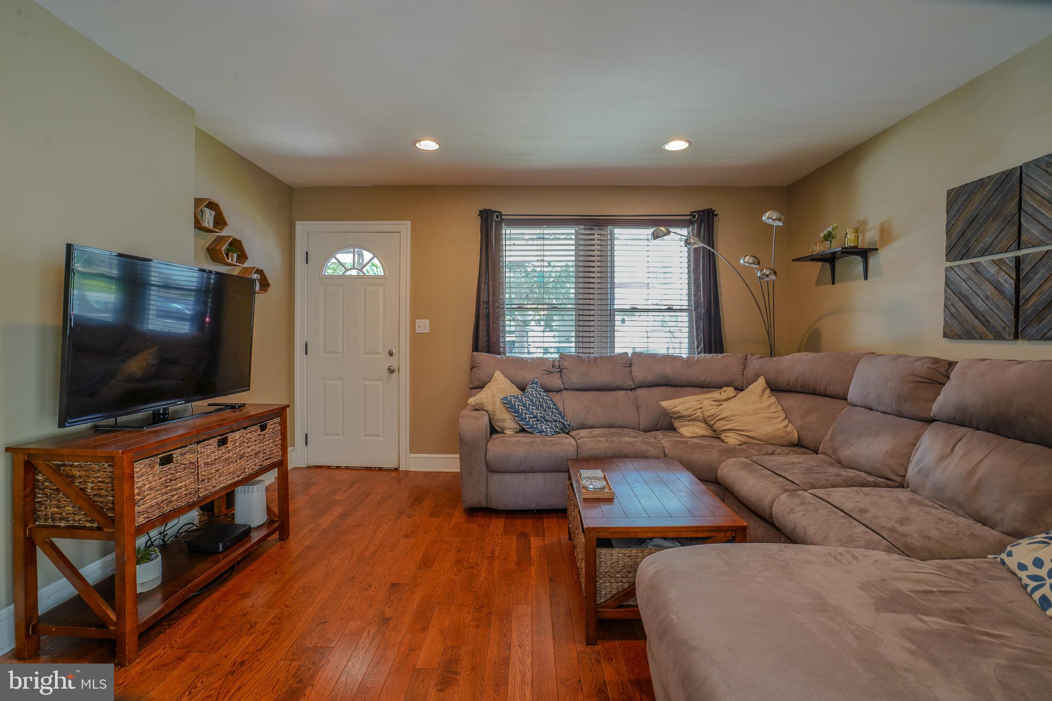 CONSHOHOCKEN - Residential