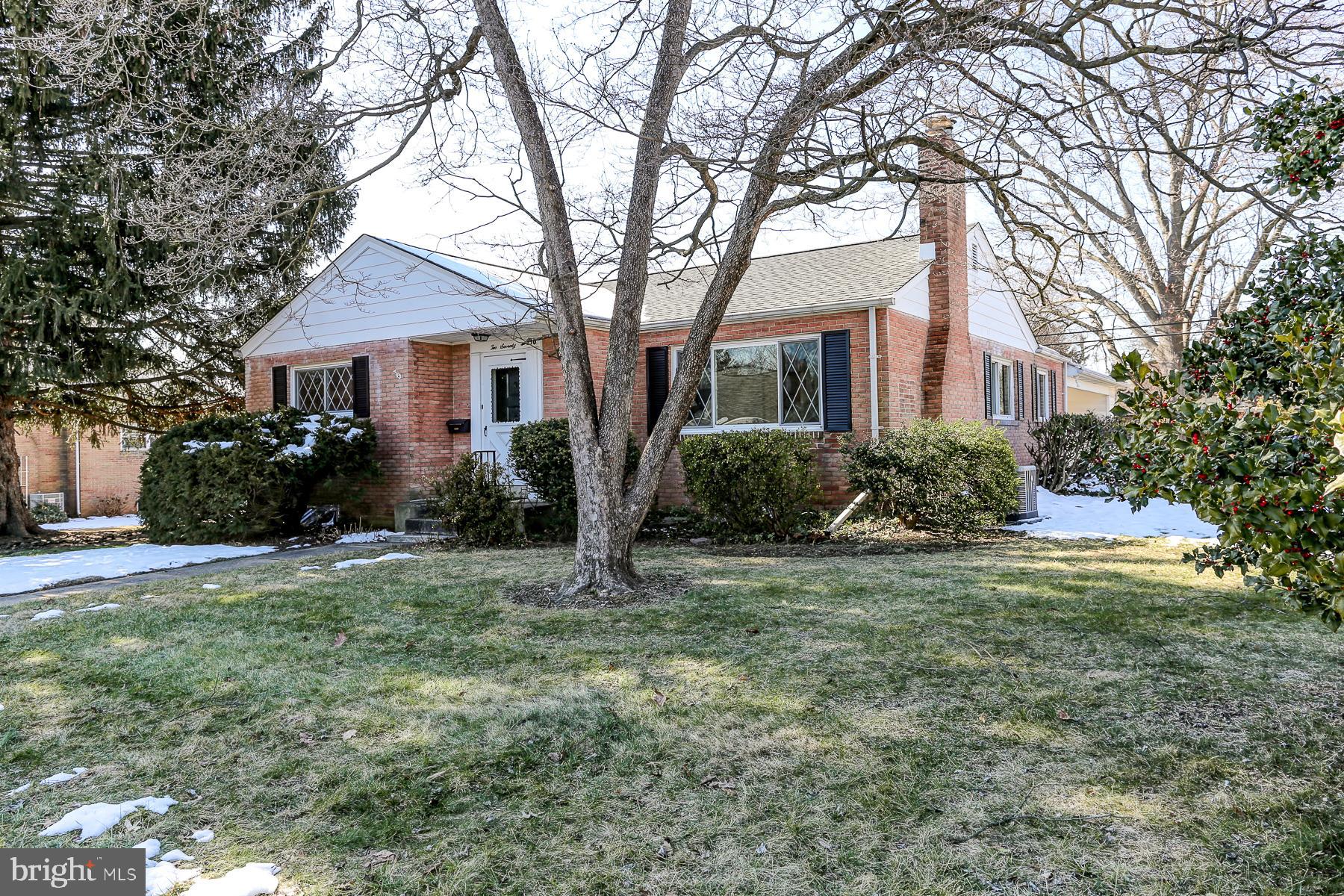 LENKER MANOR - Residential