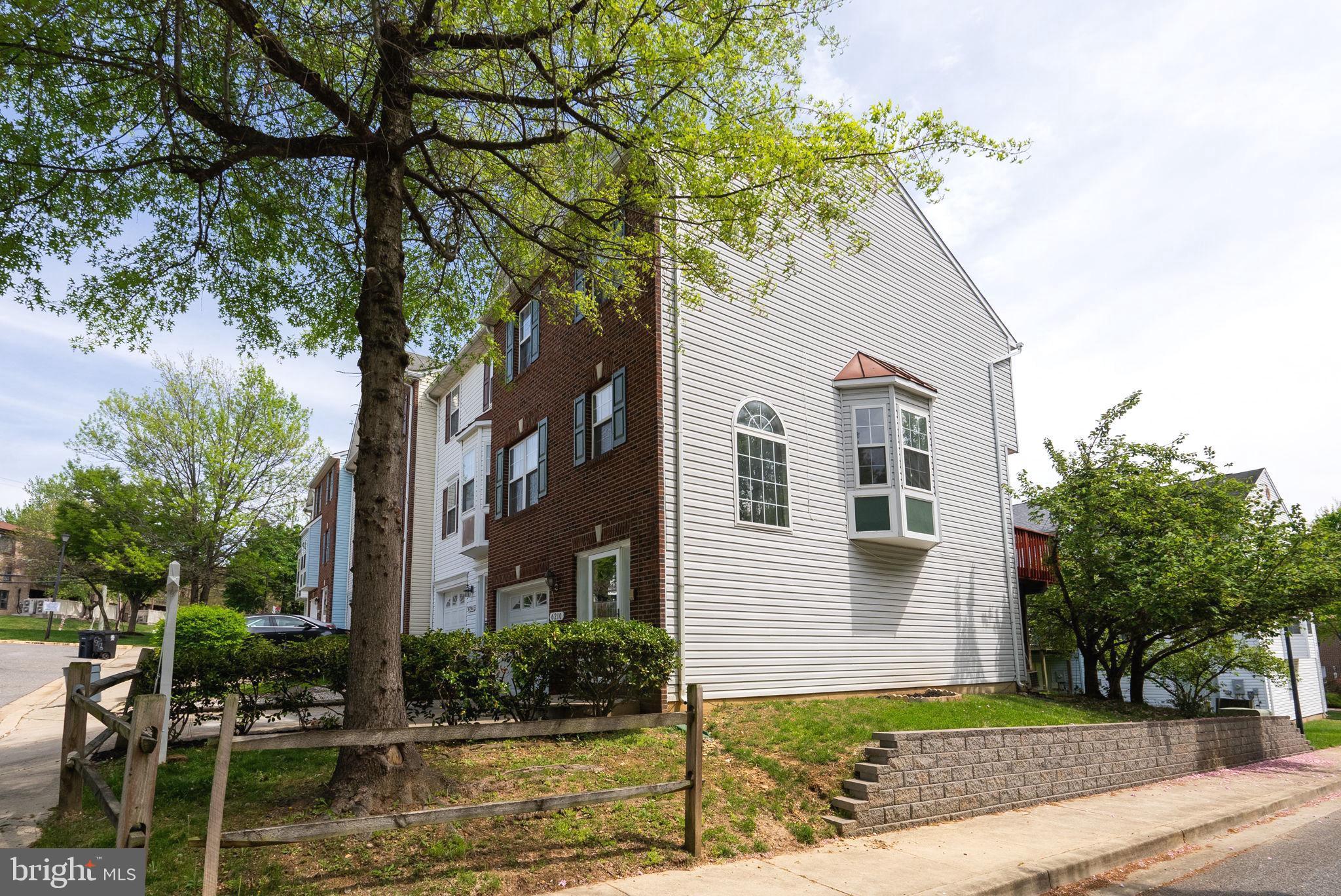 BRINKLEY TOWNS - Residential