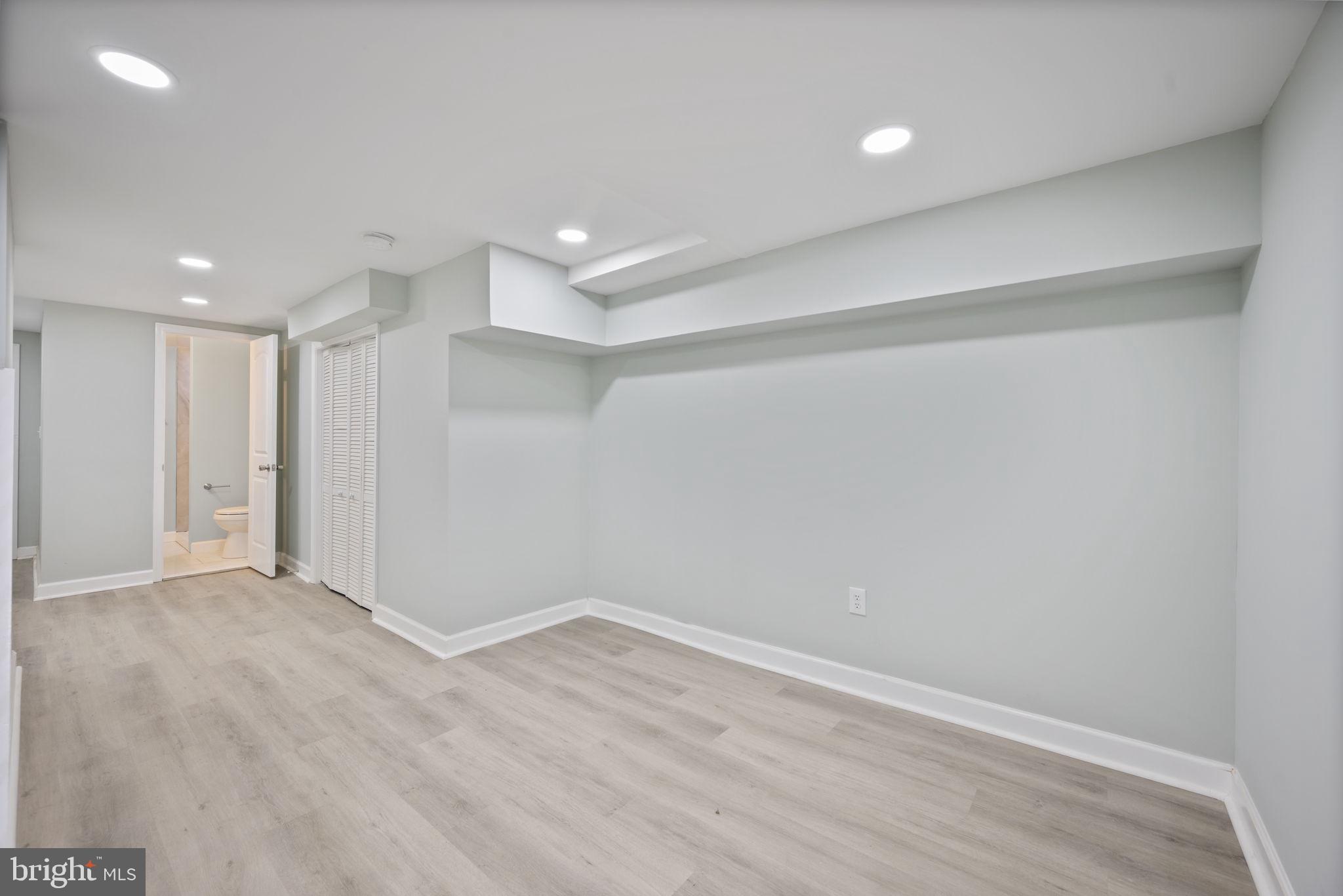 GREEKTOWN - Residential