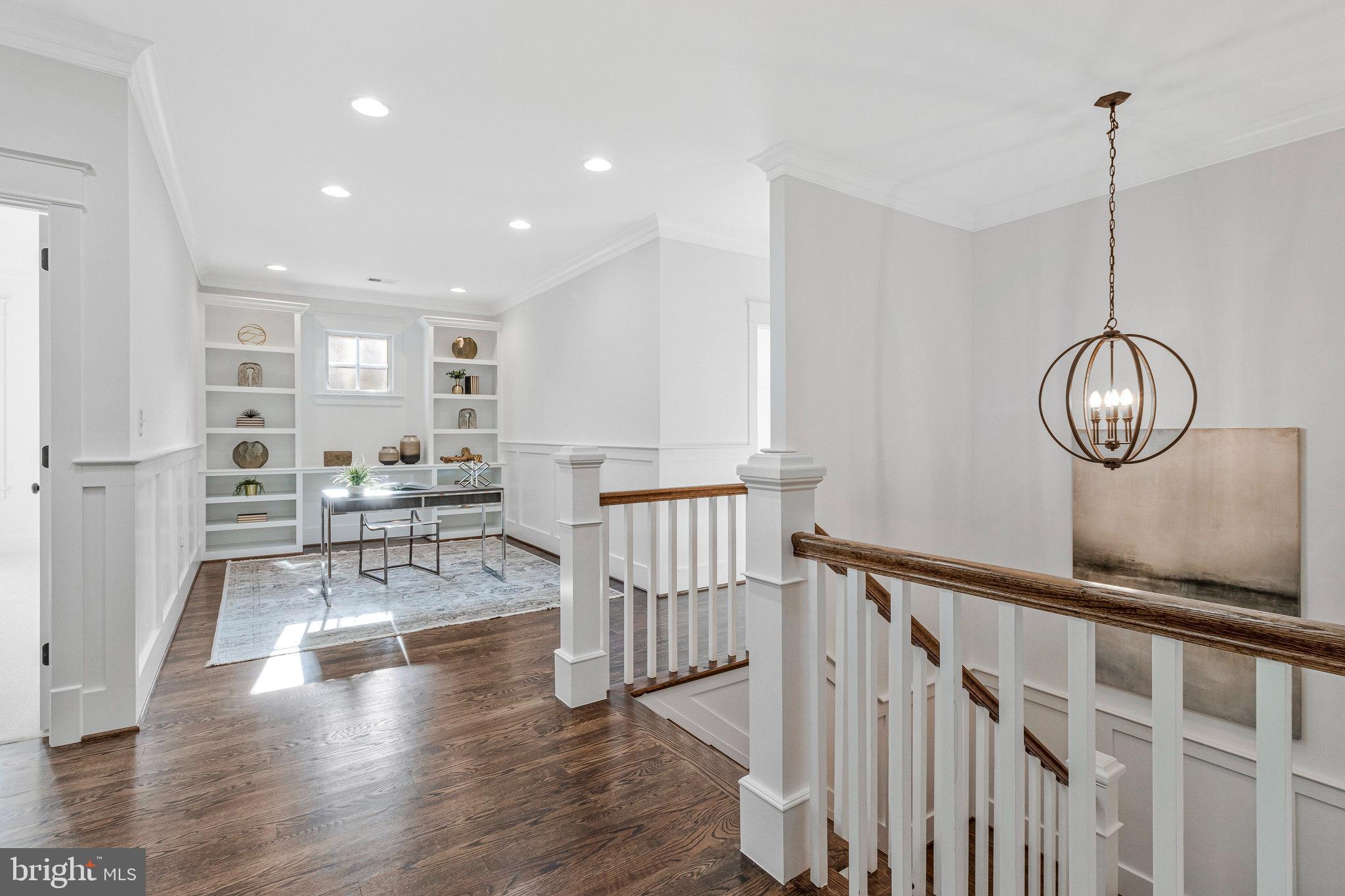 POPLAR HEIGHTS - Residential
