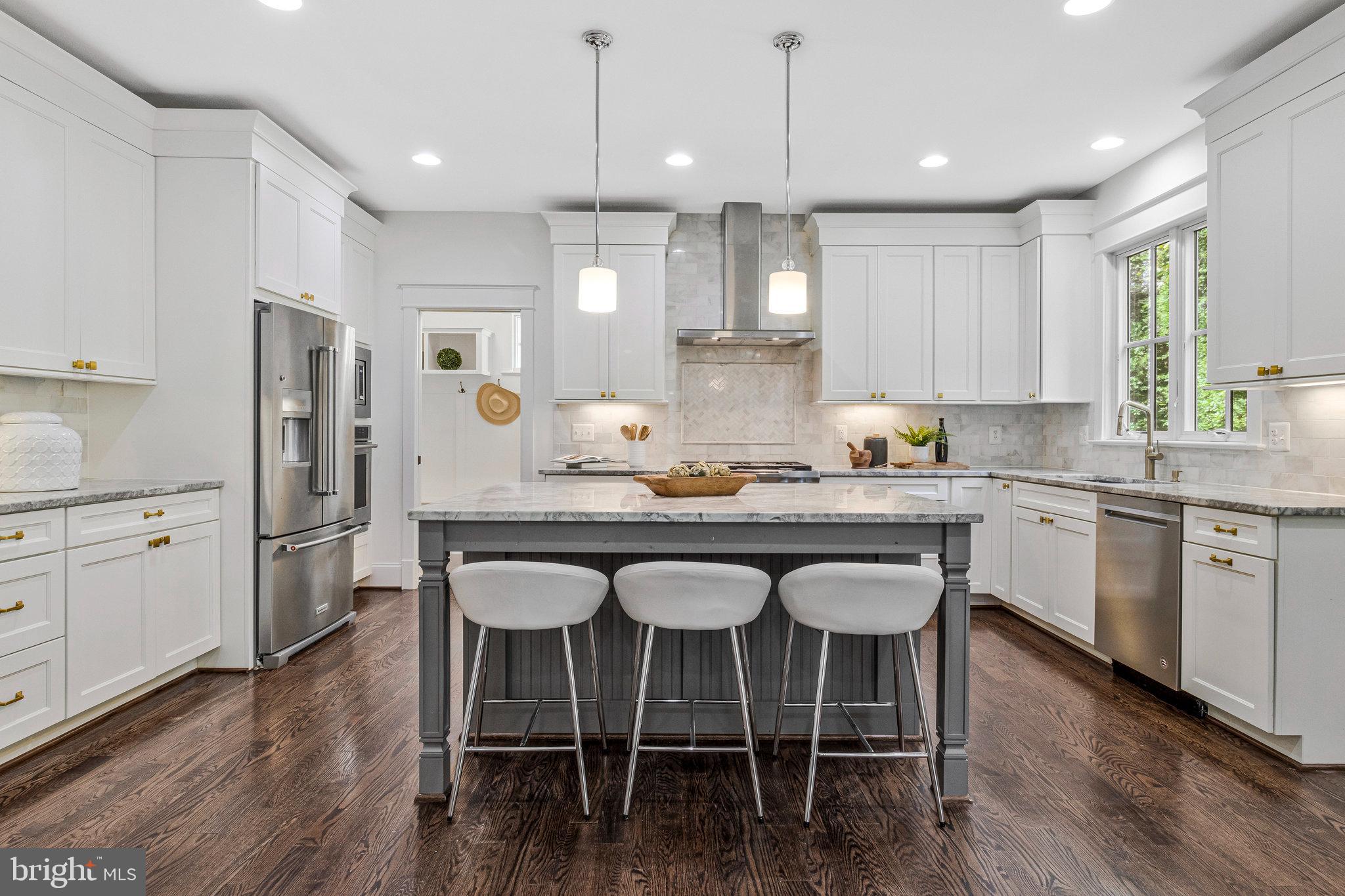 POPLAR HEIGHTS - Residential