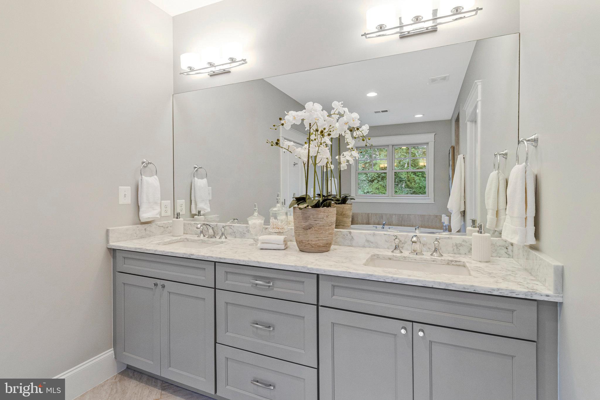 POPLAR HEIGHTS - Residential