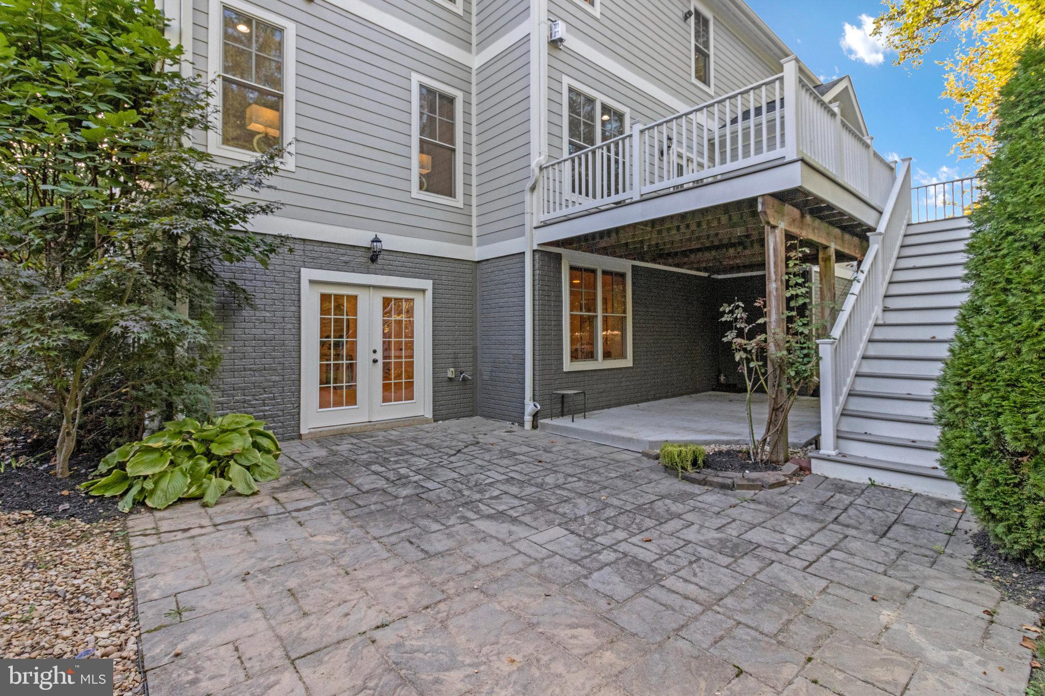 POPLAR HEIGHTS - Residential