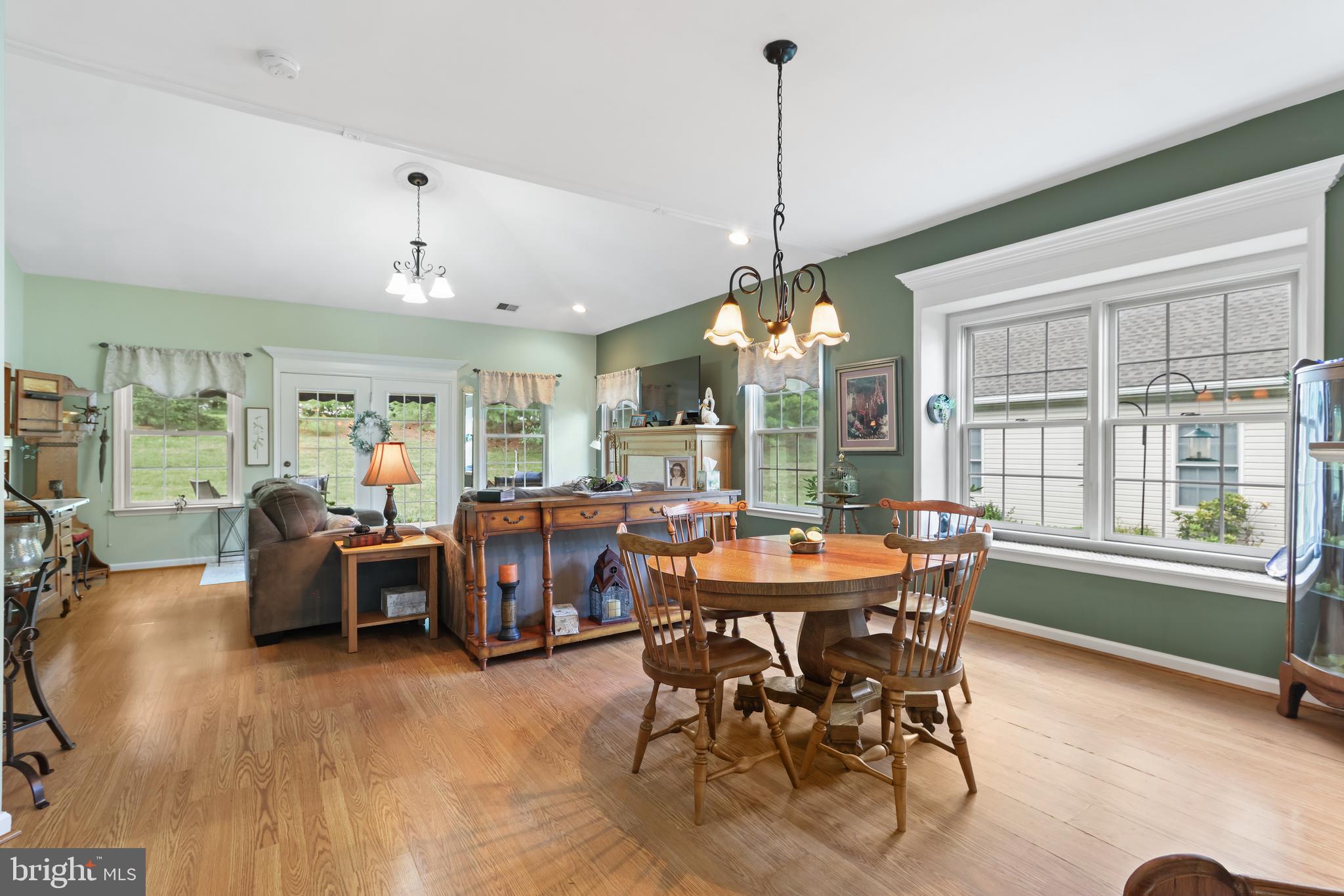 GLENMOOR - Residential