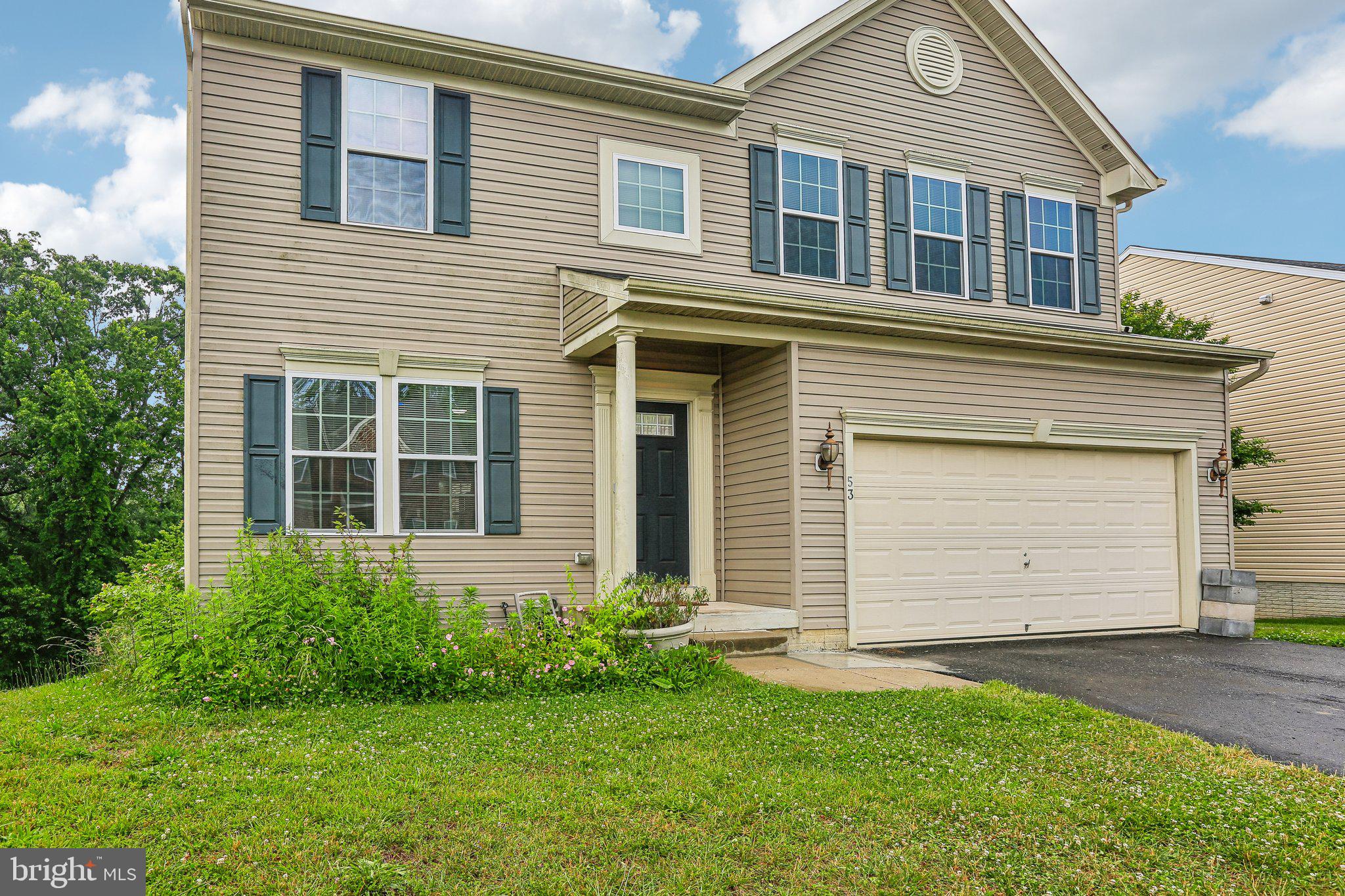 BRITTANY QUARTERS - Residential