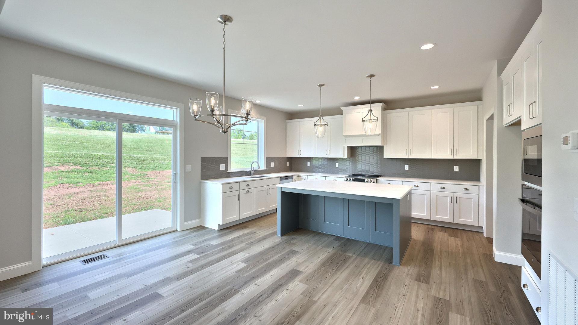 HAWK VALLEY - Residential