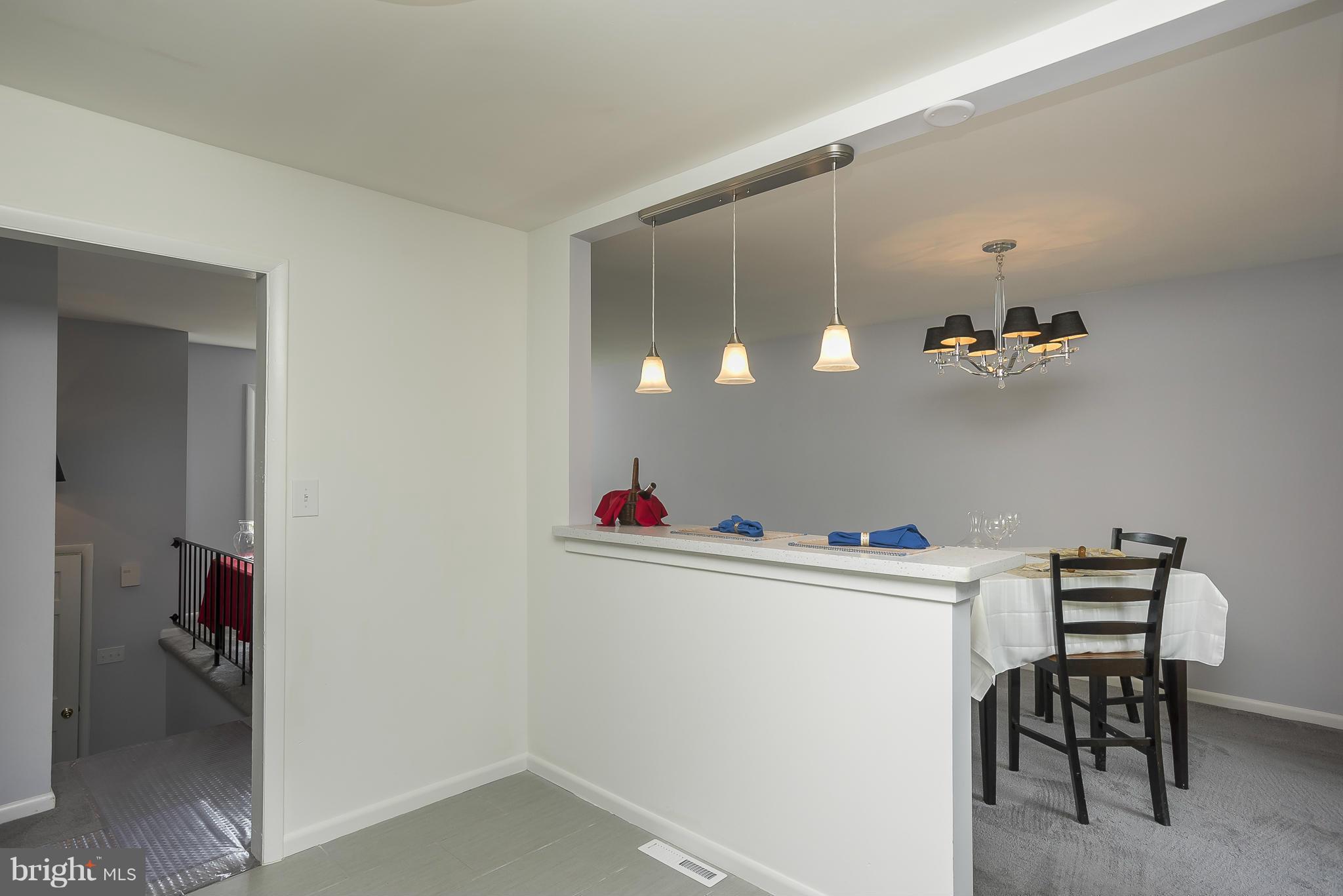 WOODLAND BEACH - Residential