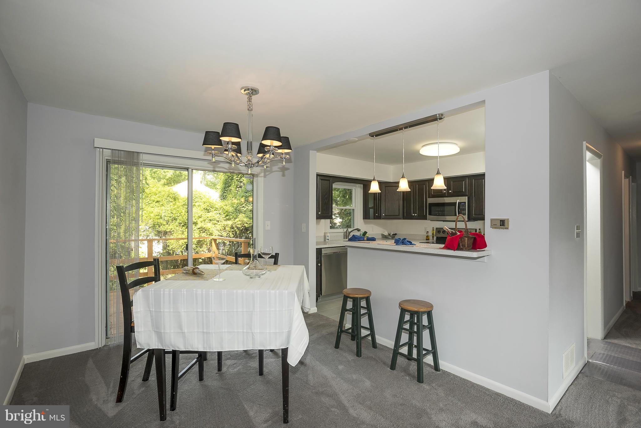 WOODLAND BEACH - Residential