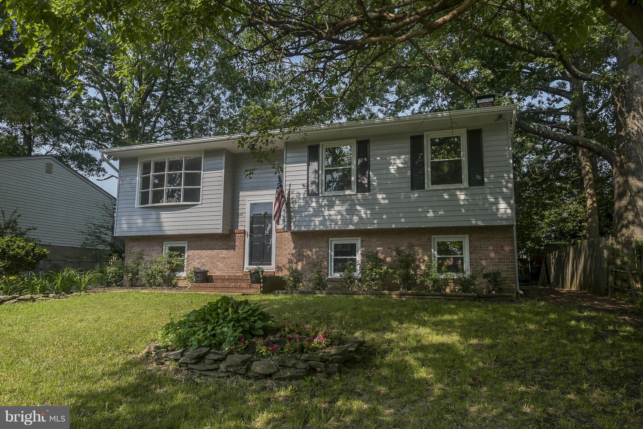 This home has lots of upgrades!  Open kitchen w/ breakfast bar, Stainless Steel appliances, new cabinets, countertops, flooring & lighting. Separate dining area leads out to deck. Remodeled Bathroom, New windows, fresh paint & new carpeting throughout. Large rec room w/ Wood burning stove on lower level w/ walk out.  Beaches, boat ramps and pier.  Close to Annapolis, DC & Baltimore.