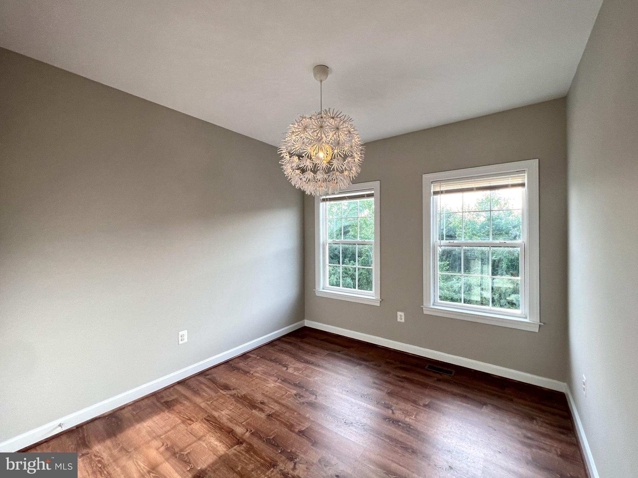 GREENFIELD CROSSING - Residential Lease
