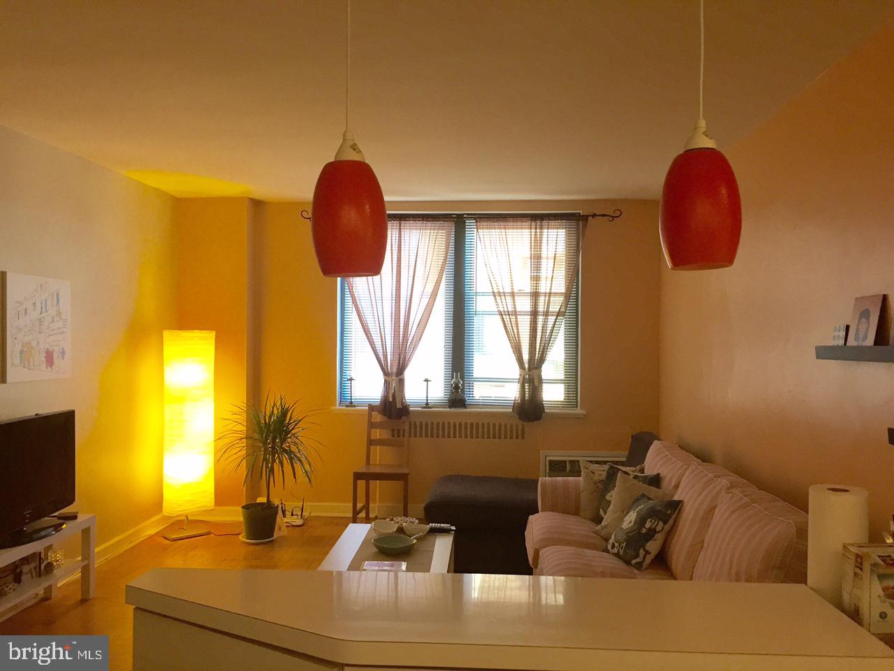FAIRMOUNT - Residential Lease