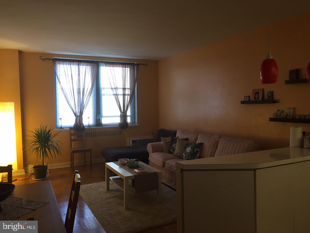 FAIRMOUNT - Residential Lease