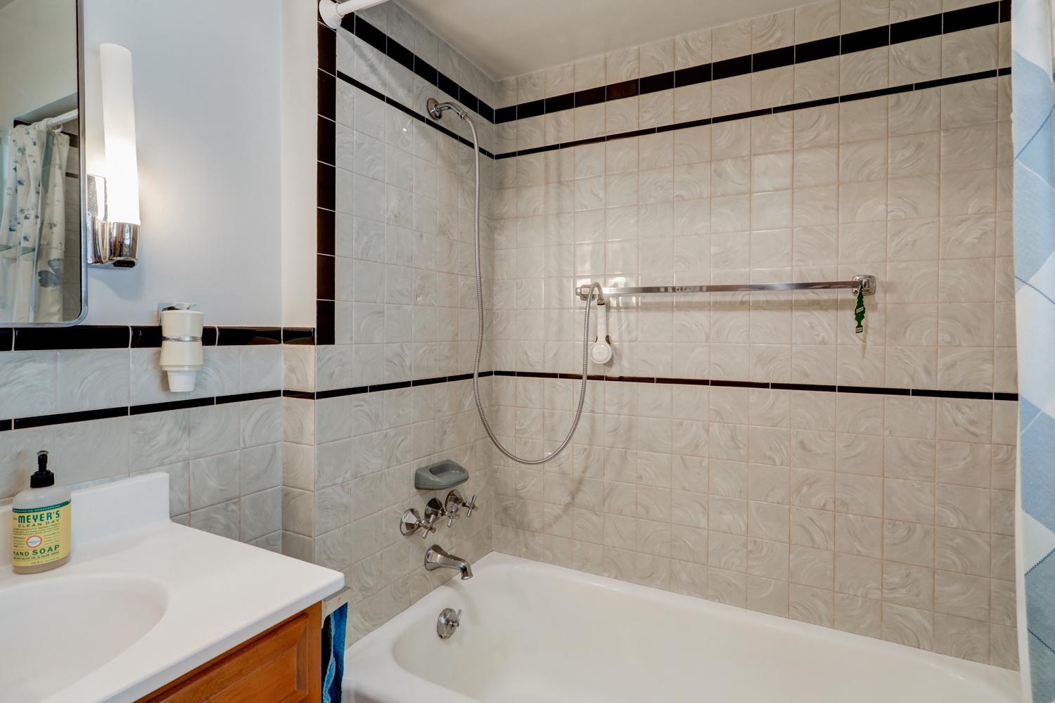 LITITZ/WARWICK TWP - Residential