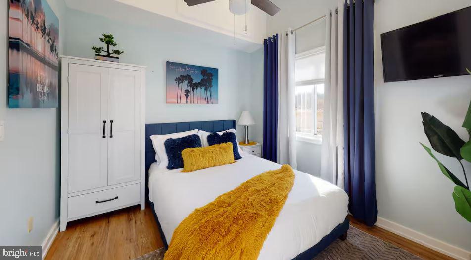 BREEZY POINT - Residential
