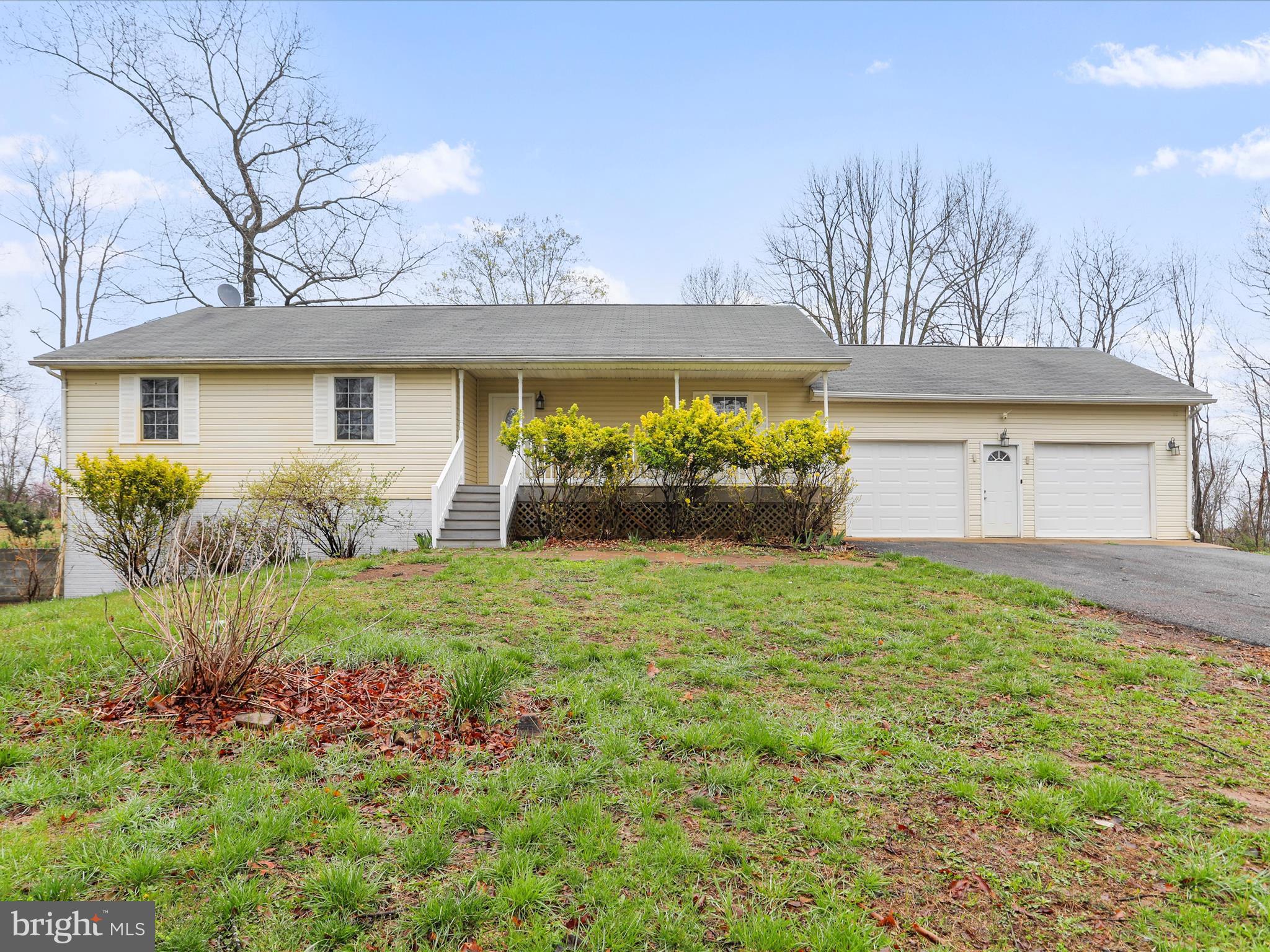 CHESTNUT HILLS - Residential