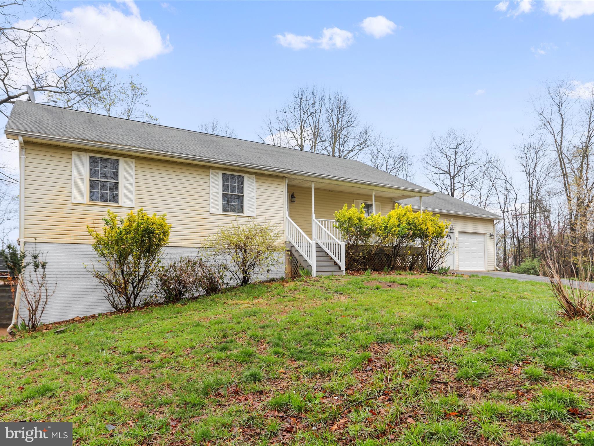 CHESTNUT HILLS - Residential