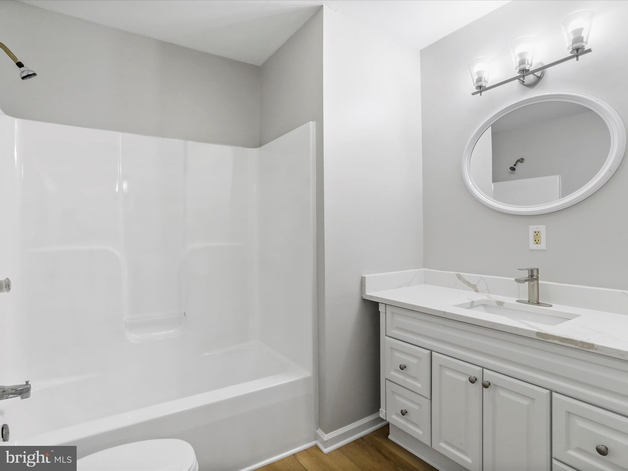CHESTNUT HILLS - Residential