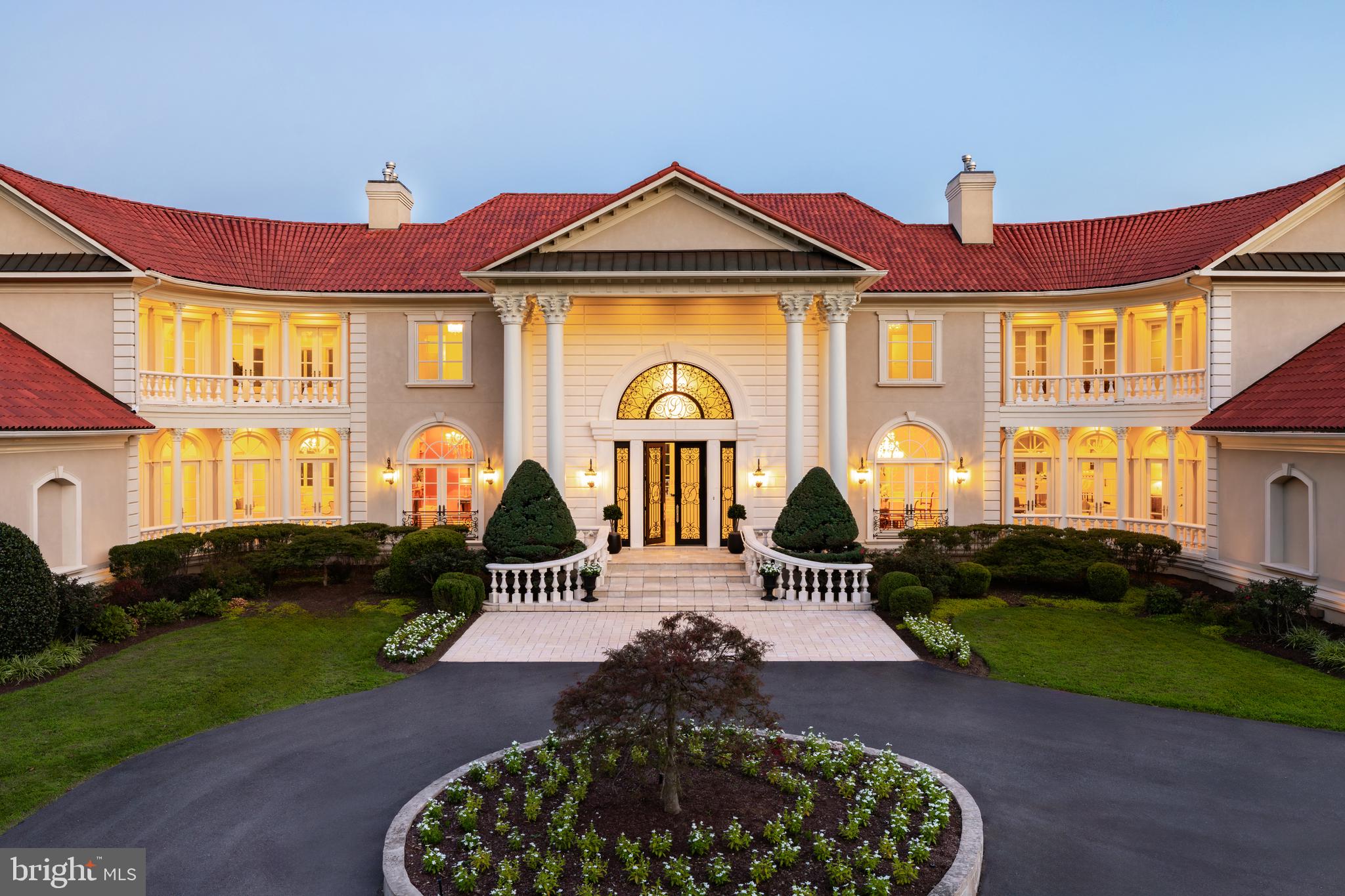 FALCONHURST - Residential