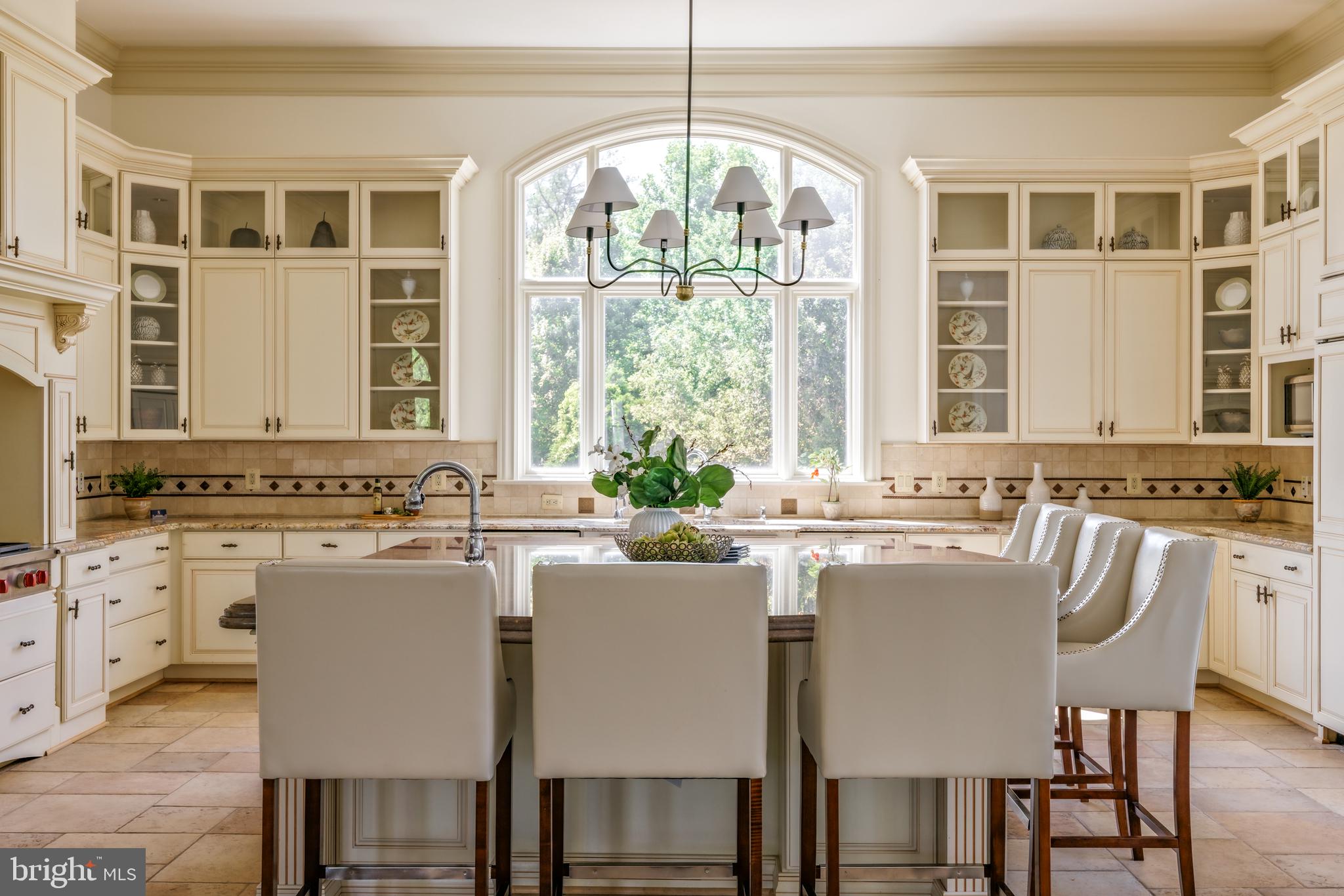 FALCONHURST - Residential
