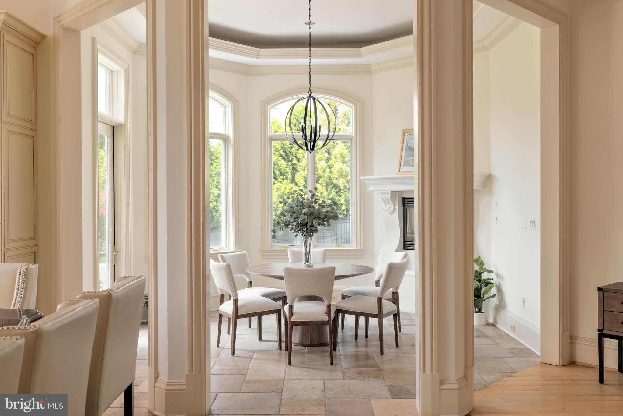 FALCONHURST - Residential