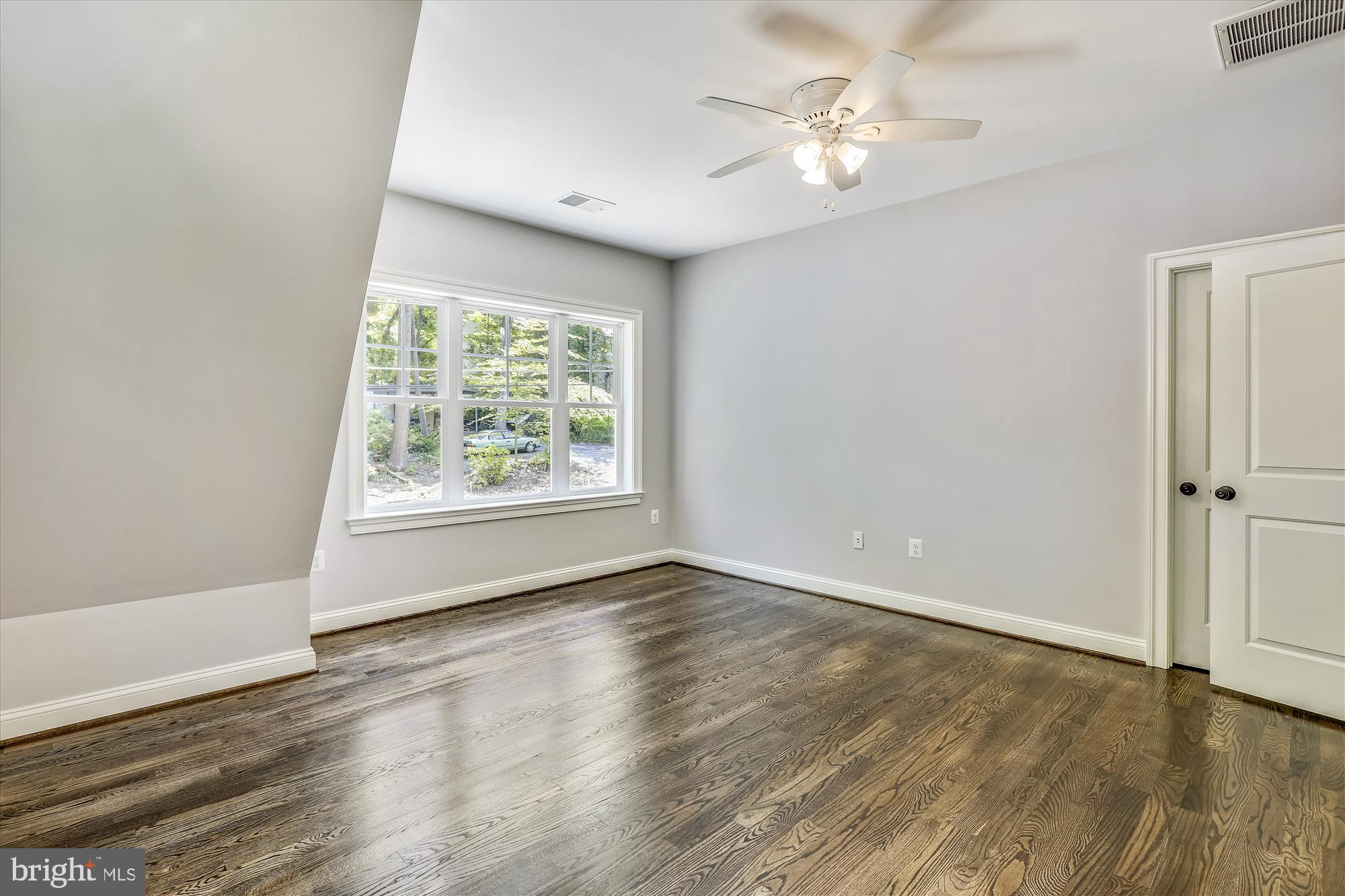 GLEN ECHO HEIGHTS - Residential