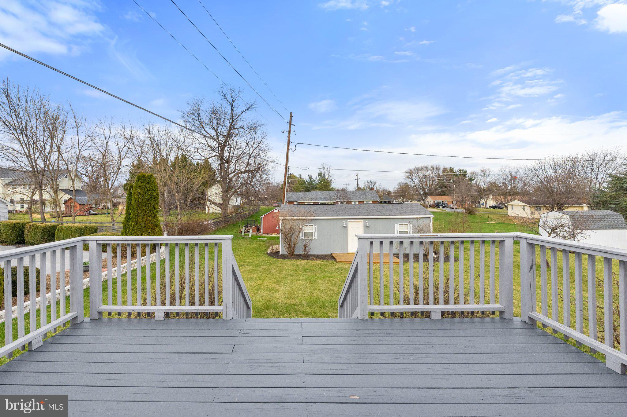 LYNN HEIGHTS - Residential