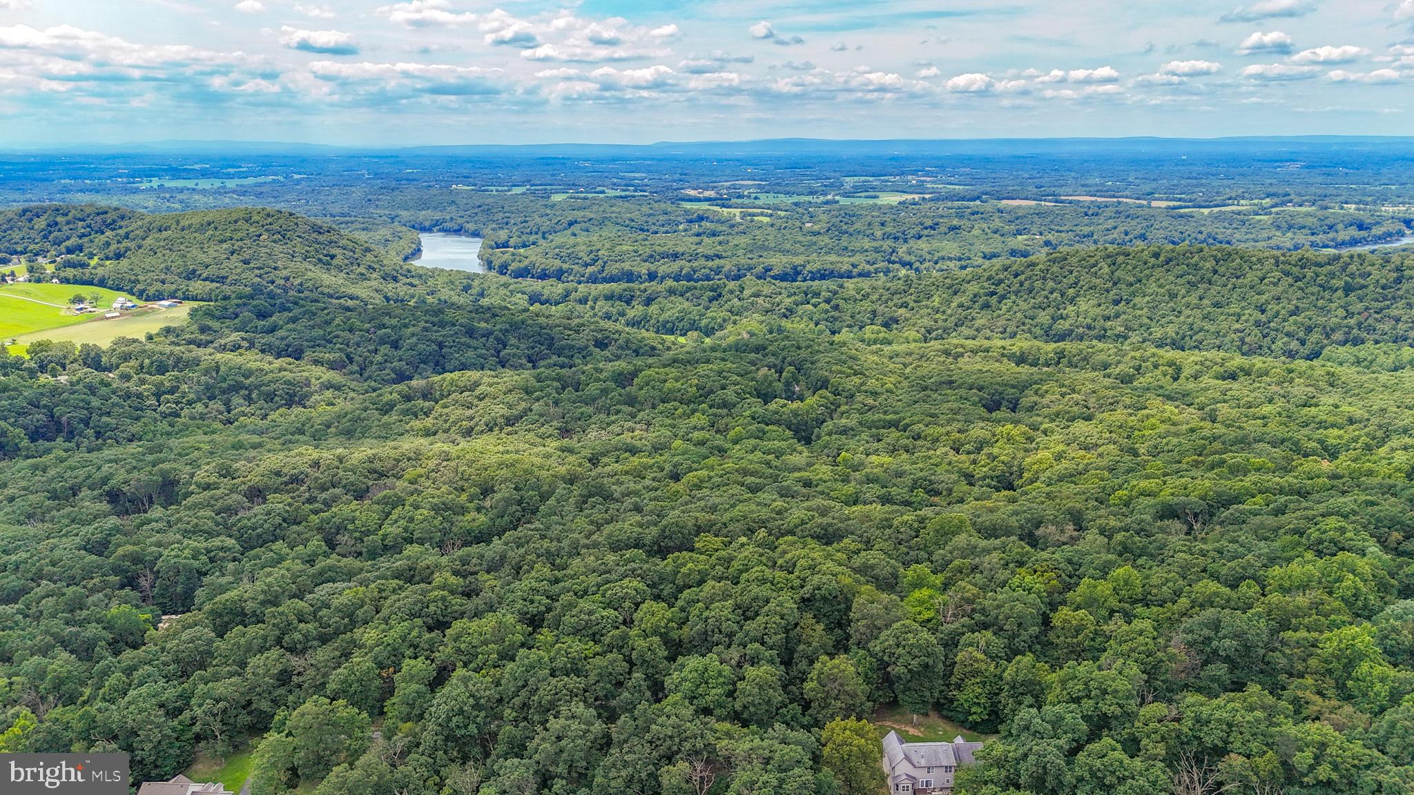 POTOMAC VISTAS - Land