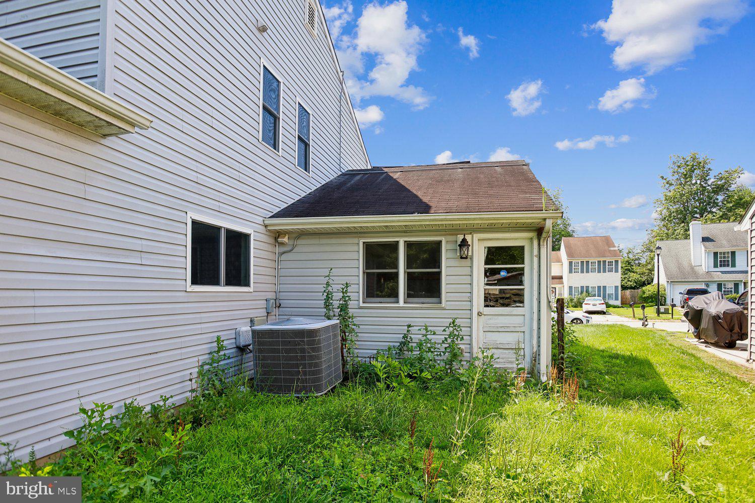 WILLOUGHBY WOODS - Residential