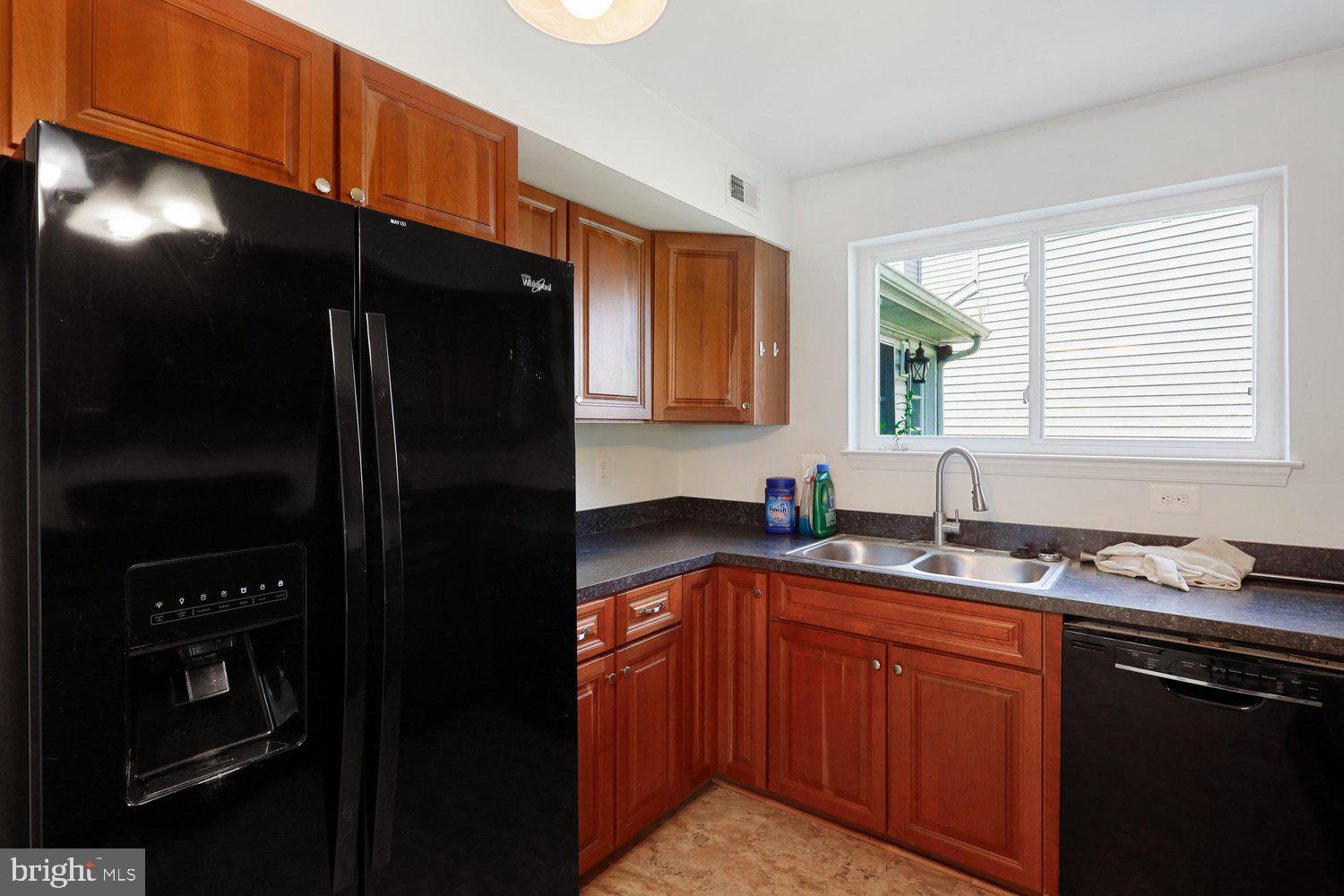 WILLOUGHBY WOODS - Residential