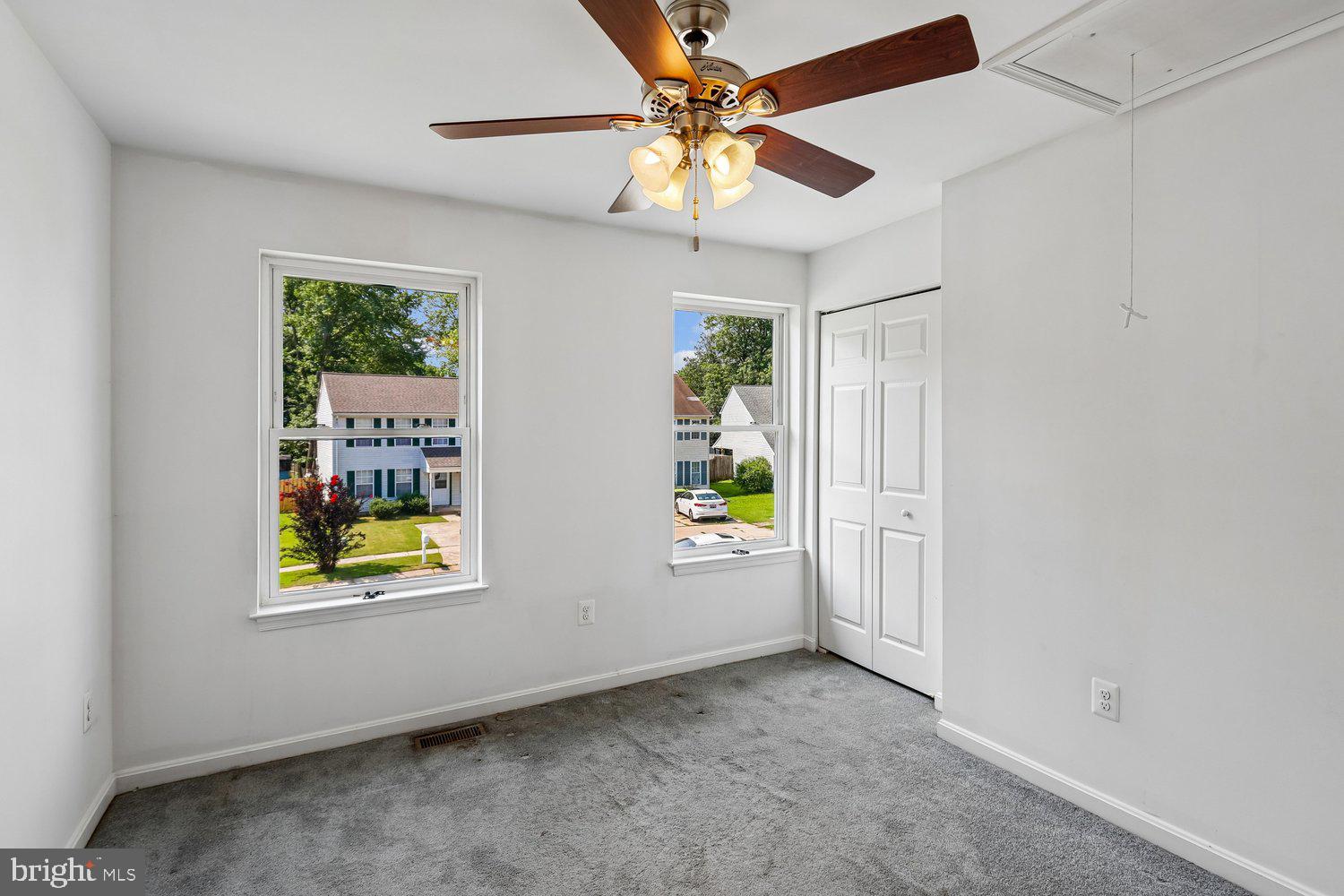 WILLOUGHBY WOODS - Residential