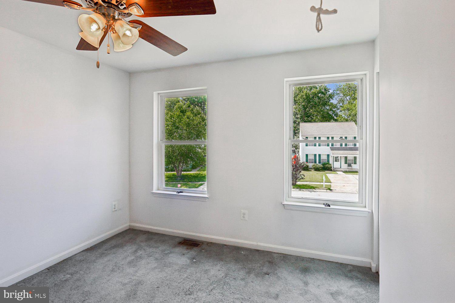 WILLOUGHBY WOODS - Residential