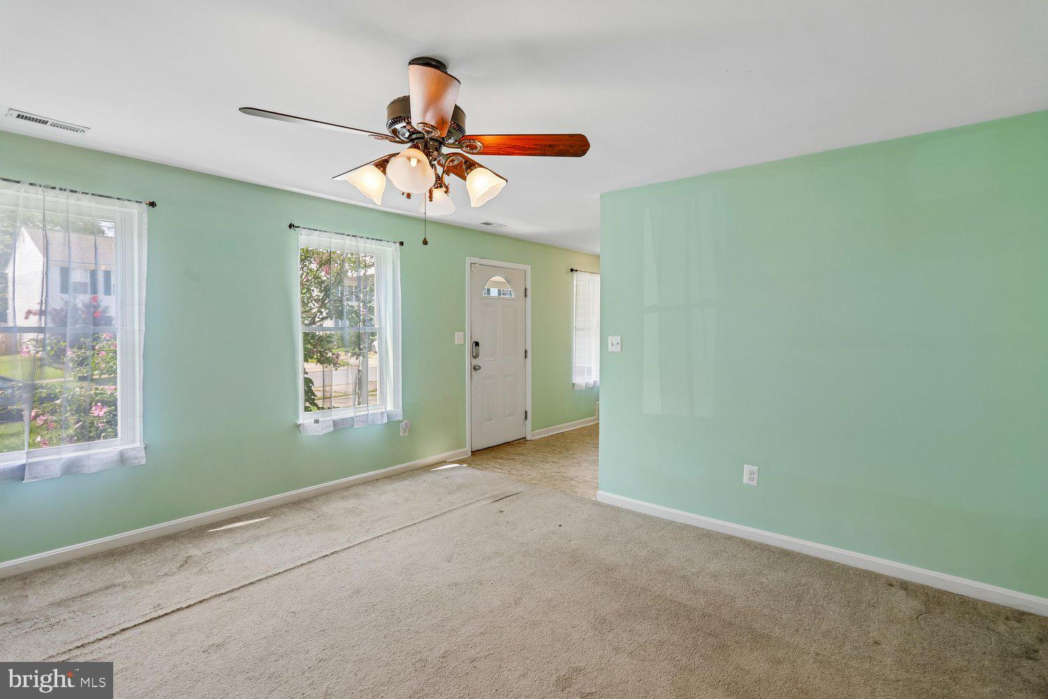 WILLOUGHBY WOODS - Residential