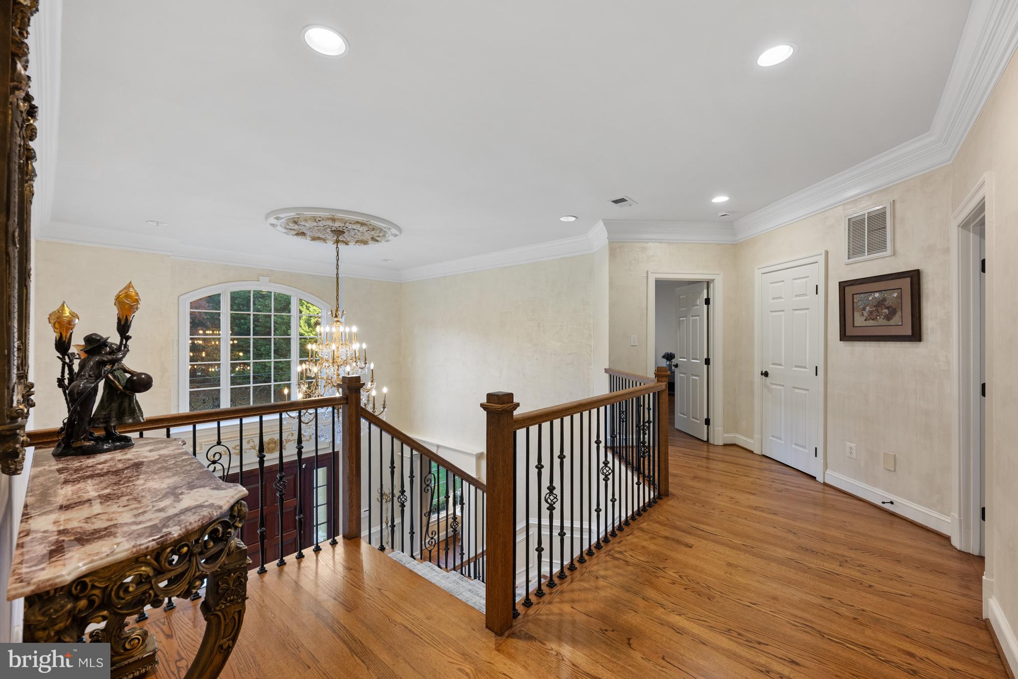 BULL RUN - Residential