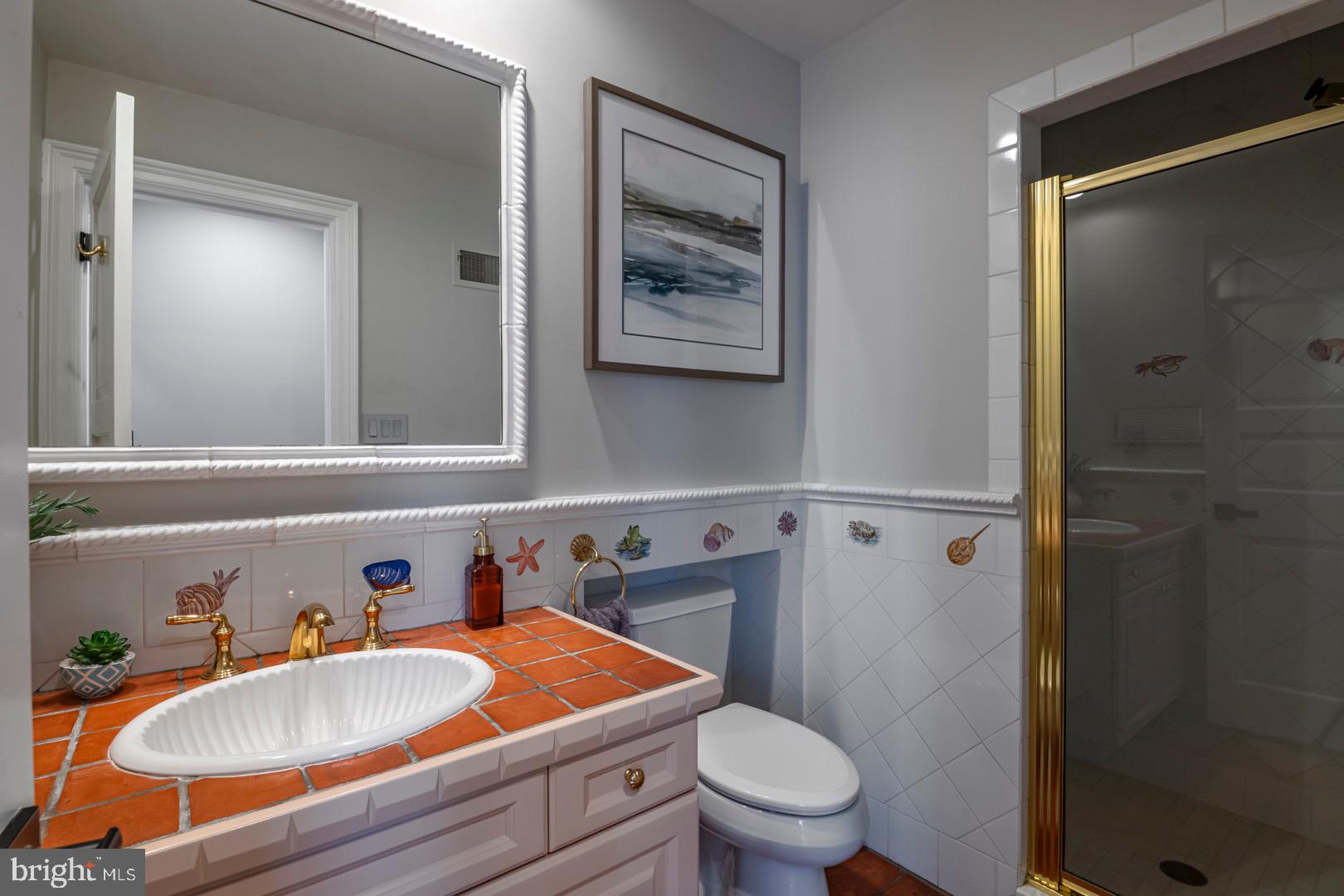 BIRDLAND - Residential