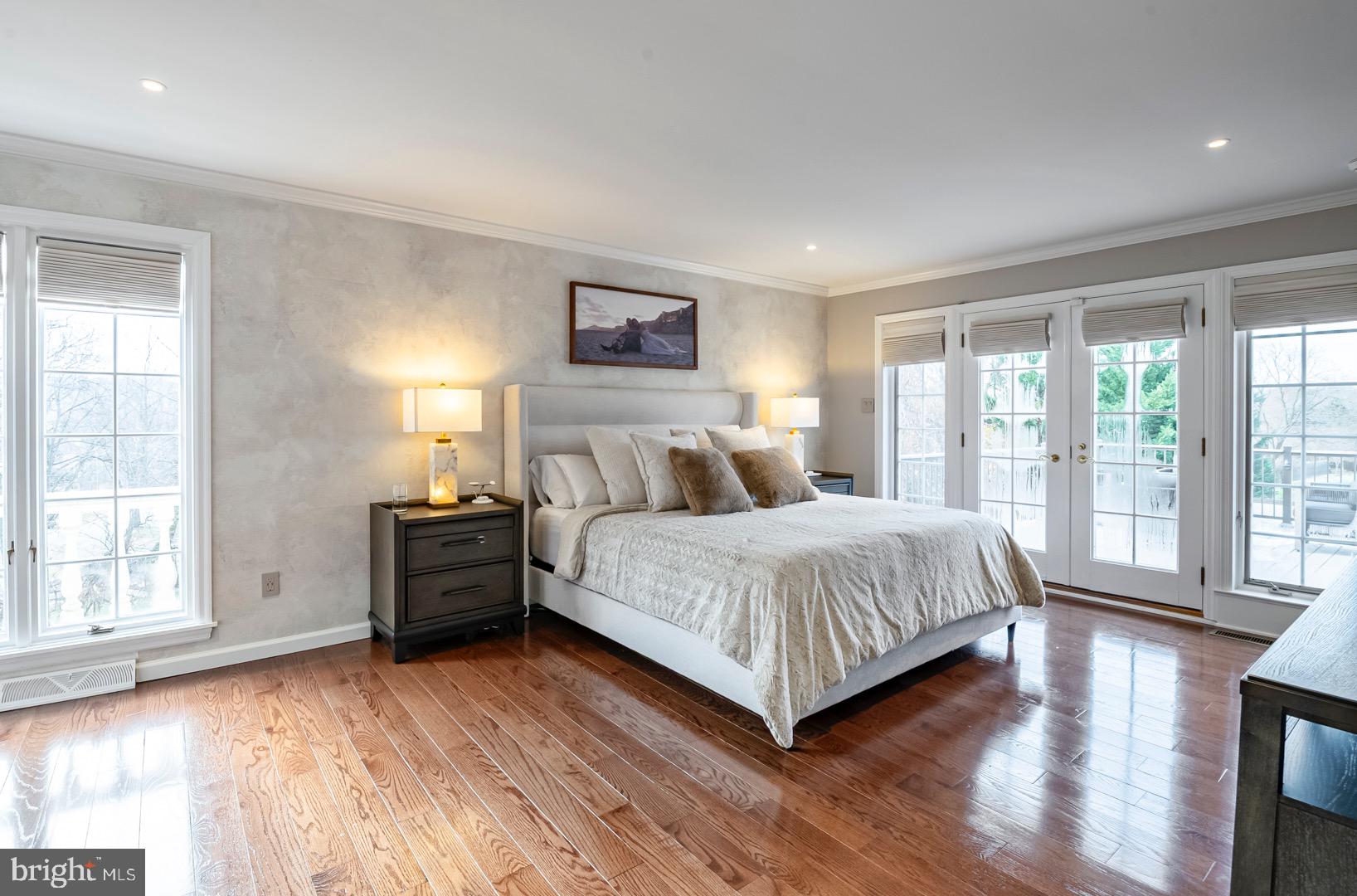 BIRDLAND - Residential