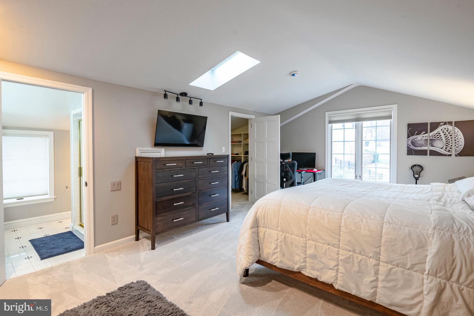BIRDLAND - Residential