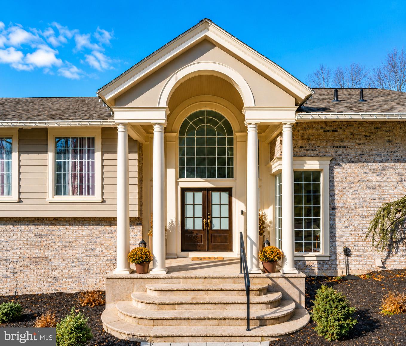BIRDLAND - Residential