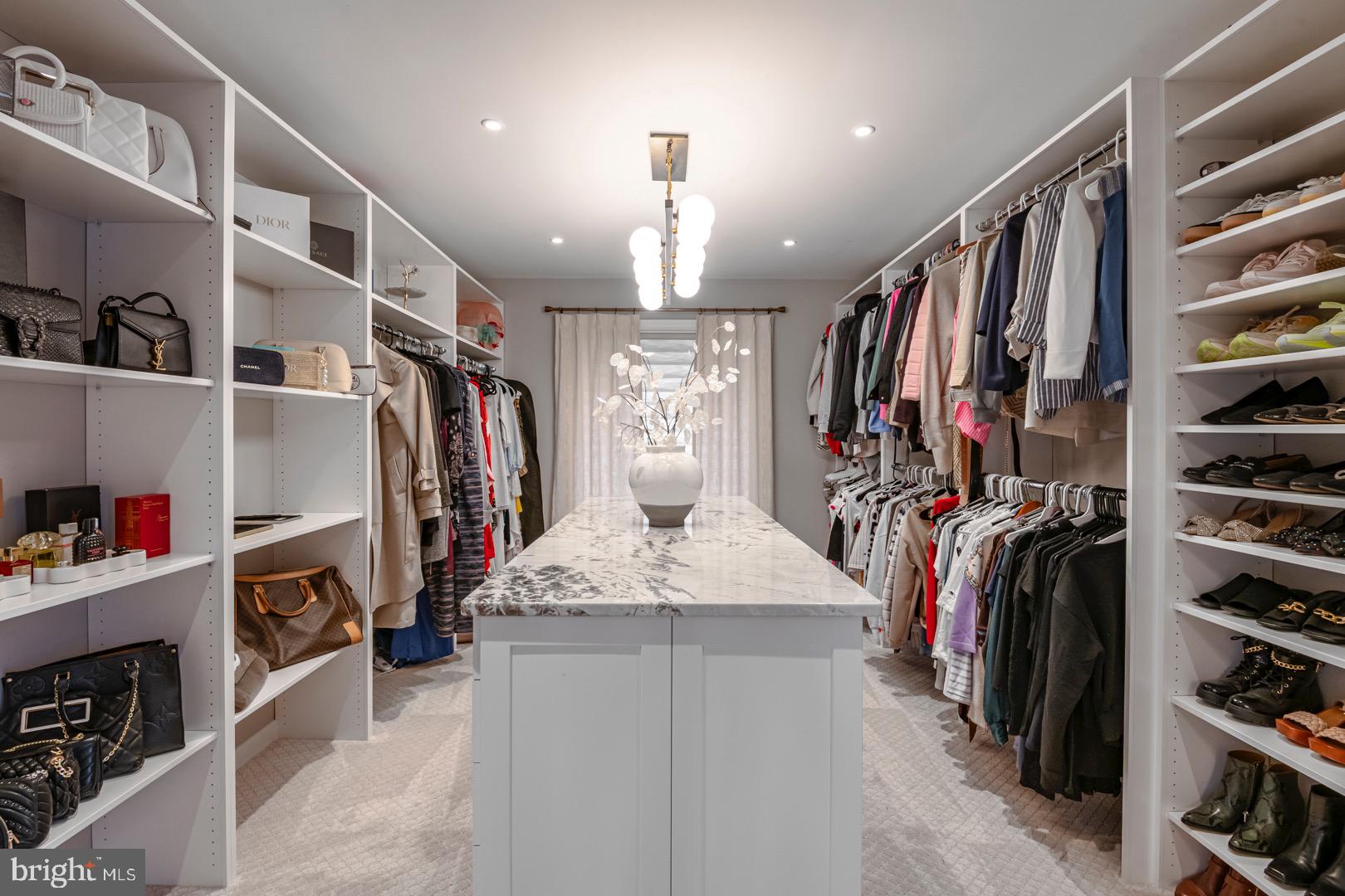 BIRDLAND - Residential